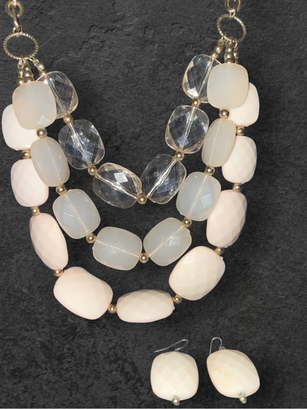 🌟SET Beautiful Layered Cream & Clear Beaded Statement Necklace and Earring Set